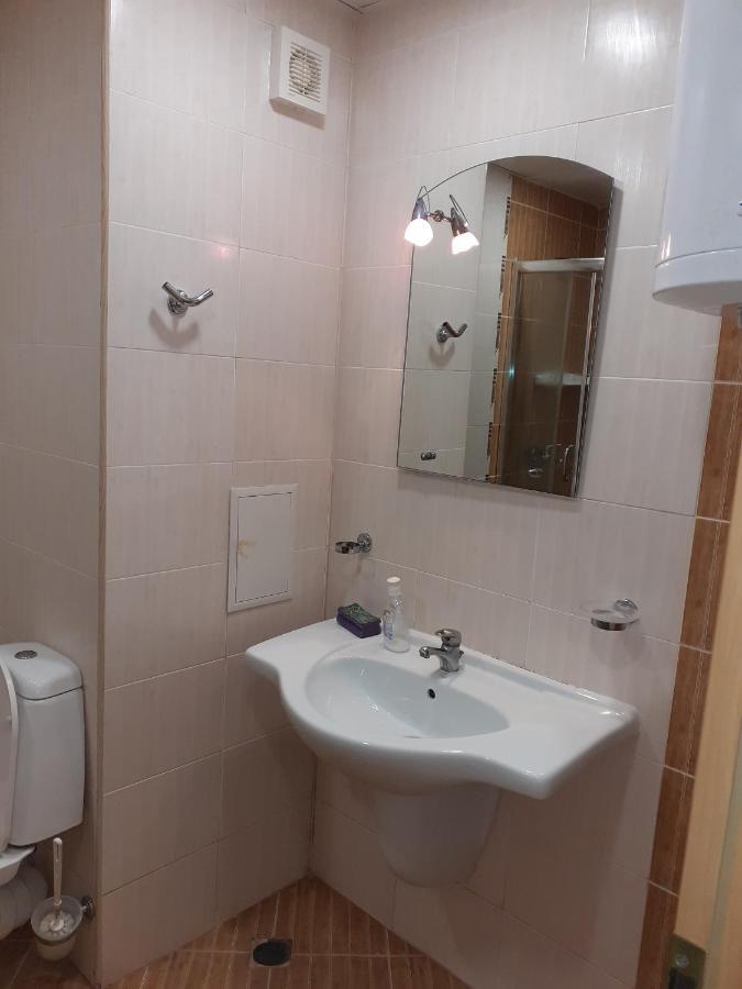 Апартамент Полюси 1 Pantai Sunny Luaran gambar